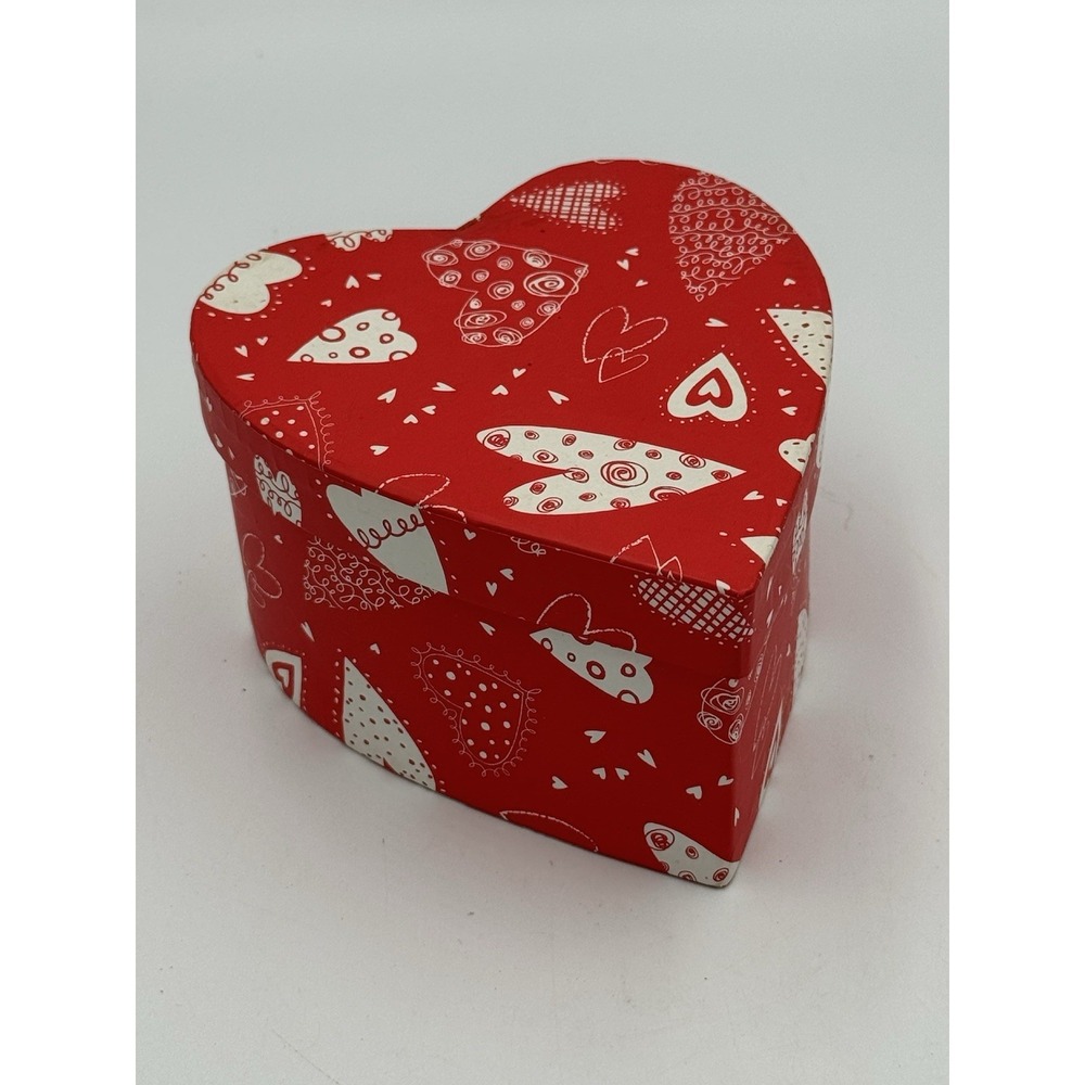 Vintage Hallmark‎ heart shaped cardboard box keepsakes/ gift box